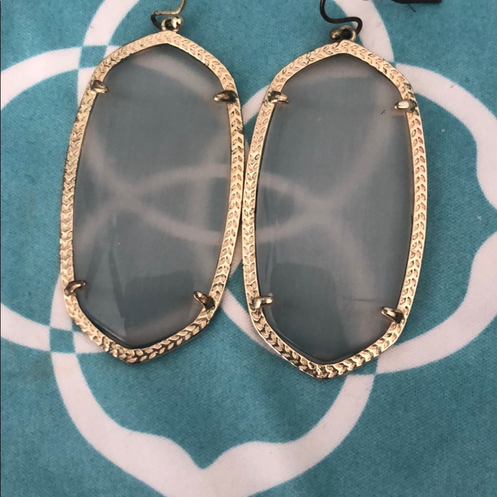 Kendra Scott grey earrings.